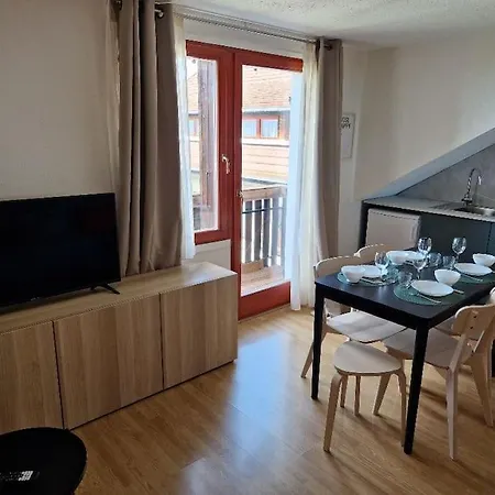 Vue Léman&piscine - Parking Free - Confort 6 Pers Apartamento *